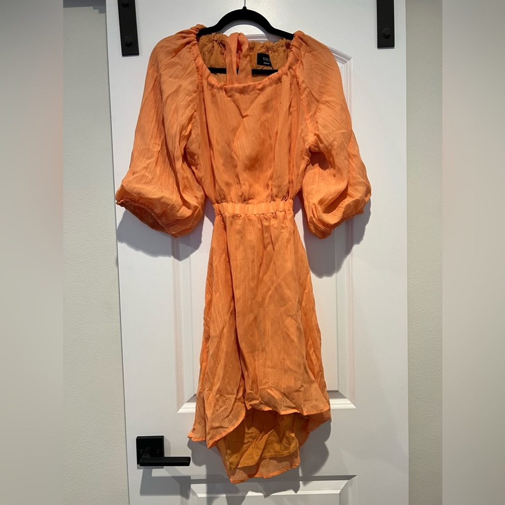 KAIGA BACKLESS PLISSE DRESS - Picture 8 of 8